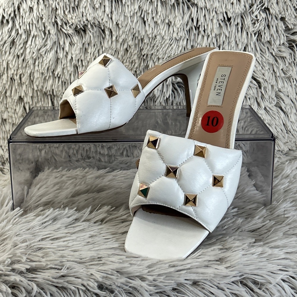 Steven NY Irvan White Embellished Gold Studded Stiletto Heel Sandals Sz 10 Shoes